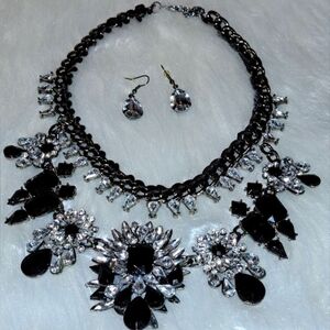 Beautiful Necklace Set